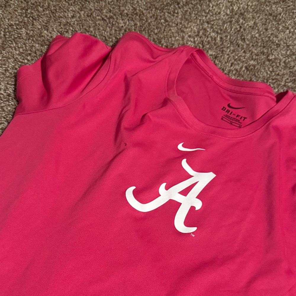 Alabama Crimson Tide Nike Dri-Fit hot pink logo crewneck T-shirt (XL)